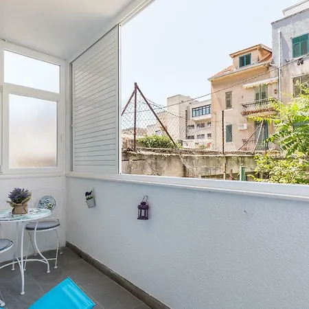 Apartman Lipa *